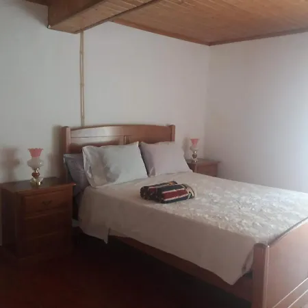 营地 Cantinho Davo Chalet *
